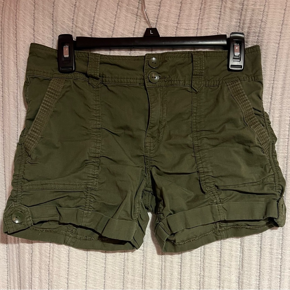True Craft Dark Green Women's Cargo Shorts